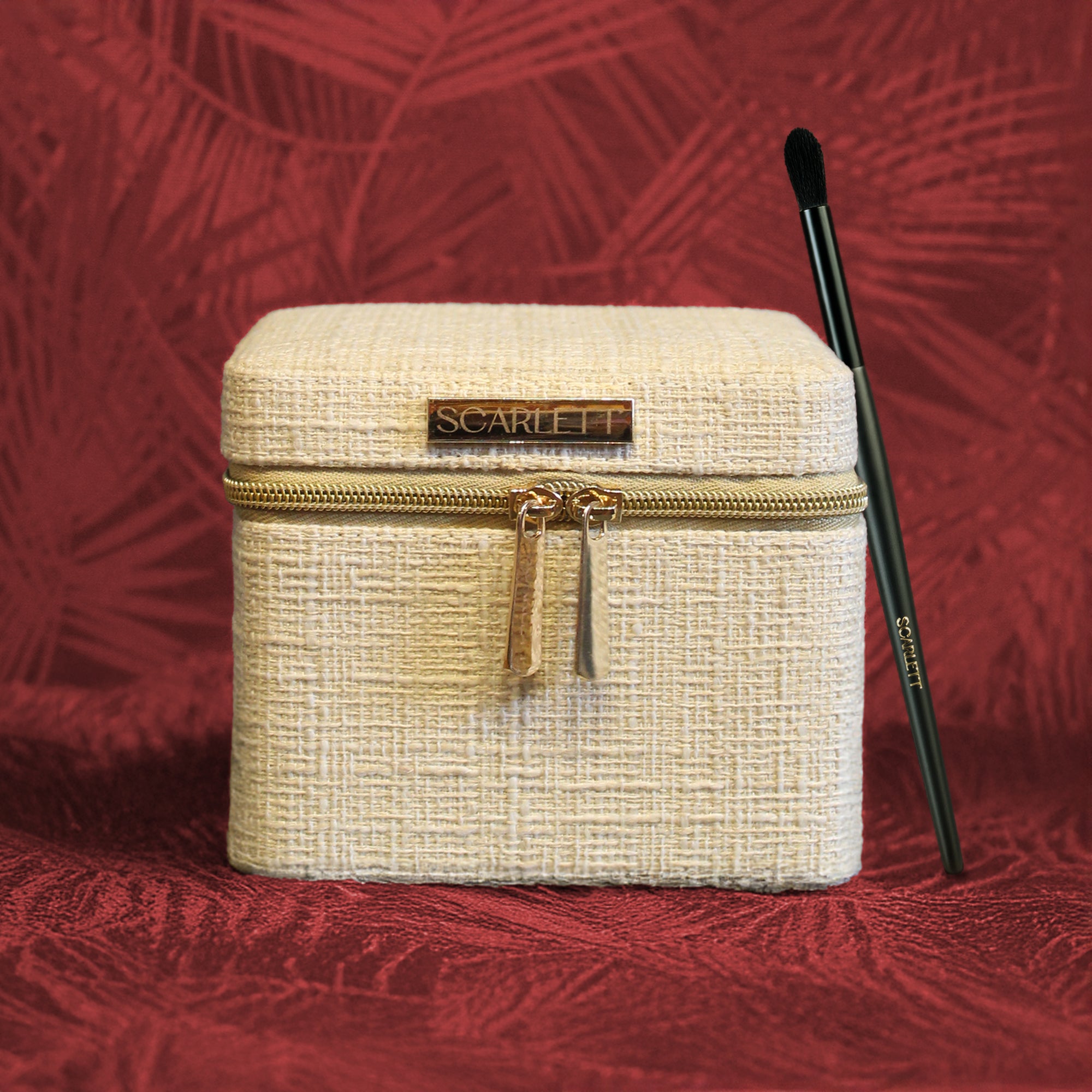 Satin Couture Vanity Case & Eyeshadow Brush Duo